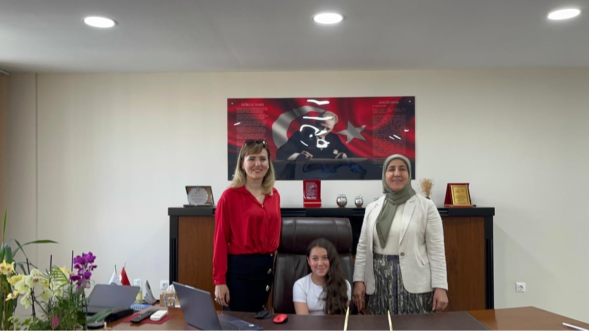 Okulumuz 4-C sınıfı, öğretmenleri Gül AKÜZEL eşliğinde Gevher Nesibe Mesleki ve Teknik Anadolu Lisesi 23 Nisan Ulusal Egemenlik ve Çocuk Bayramı Etkinliğinde...